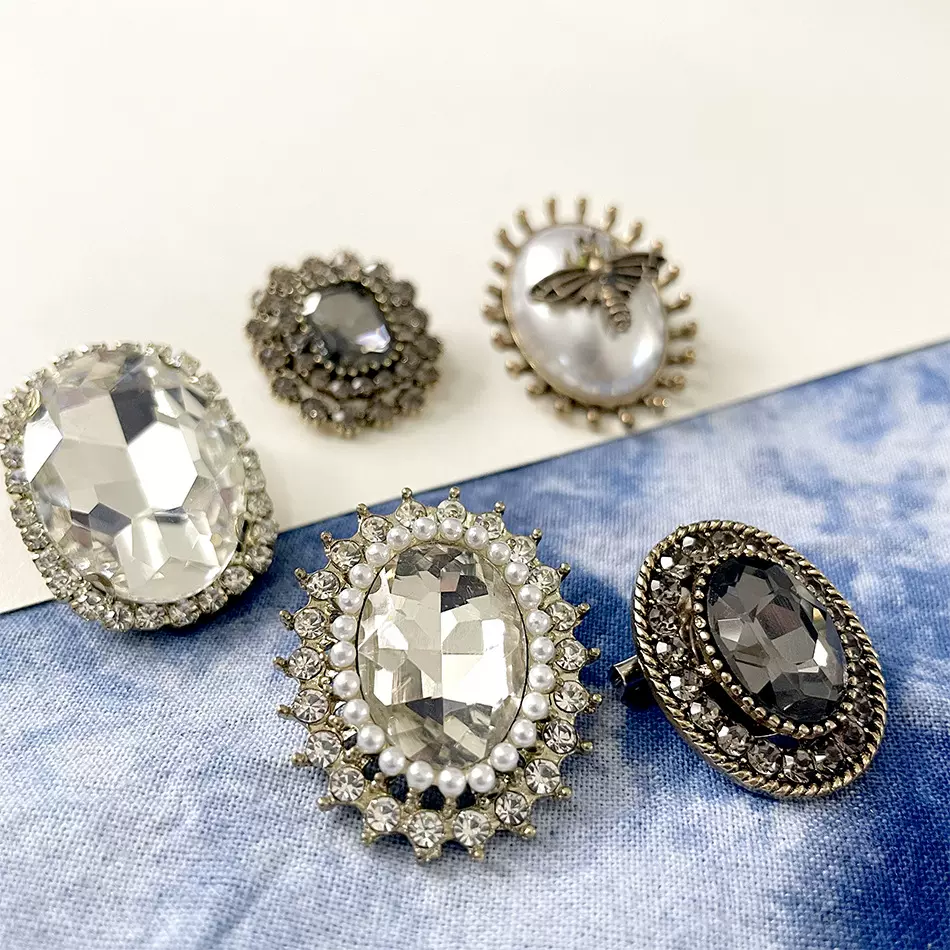 无痕防走光不伤衣服小胸针衬衫雪纺丝稠不钩丝珍珠水钻胸针别针