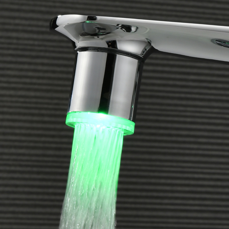 New Kitchen Safety Standard: Temperature-Controlled Faucet with Light-Up Feature to Ensure the Safety of the Whole Family's Water Supply