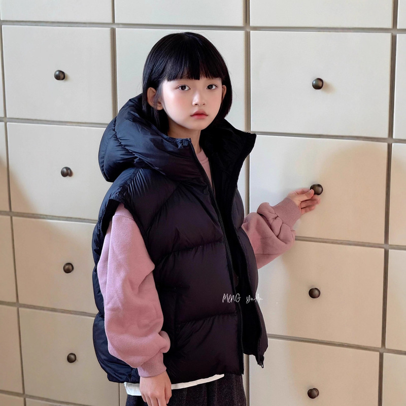 Children's Clothing 2025 Winter New Kidsren's down Vest Medium and Large Kidsren's 90 White Duck down Thickeneded Ultra-Light Outer Vest