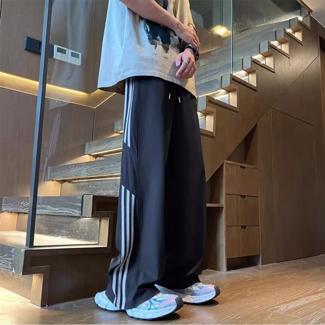 검은색