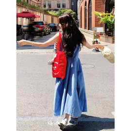 云南大理洱海旅游穿搭女装多巴胺海岛蓝色三亚海边度假沙滩连衣裙