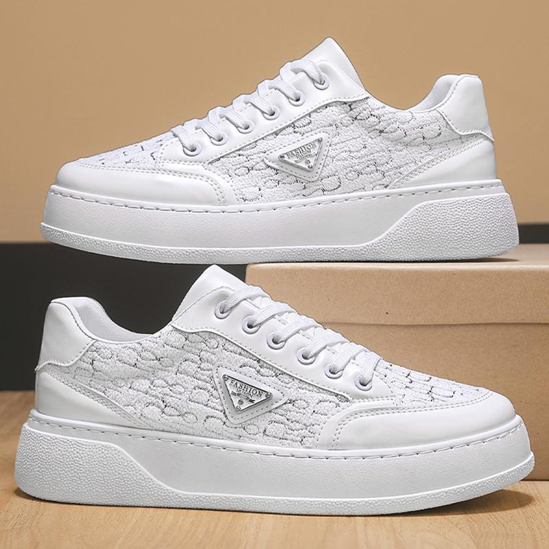 En nombre del verano nuevo estilo de los estudiantes zapatos deportivos de cuero zapatos blancos pequeños versión coreana de nicho de zapatos casuales de todo fósforo zapatos de deporte zapatos de moda hombres
