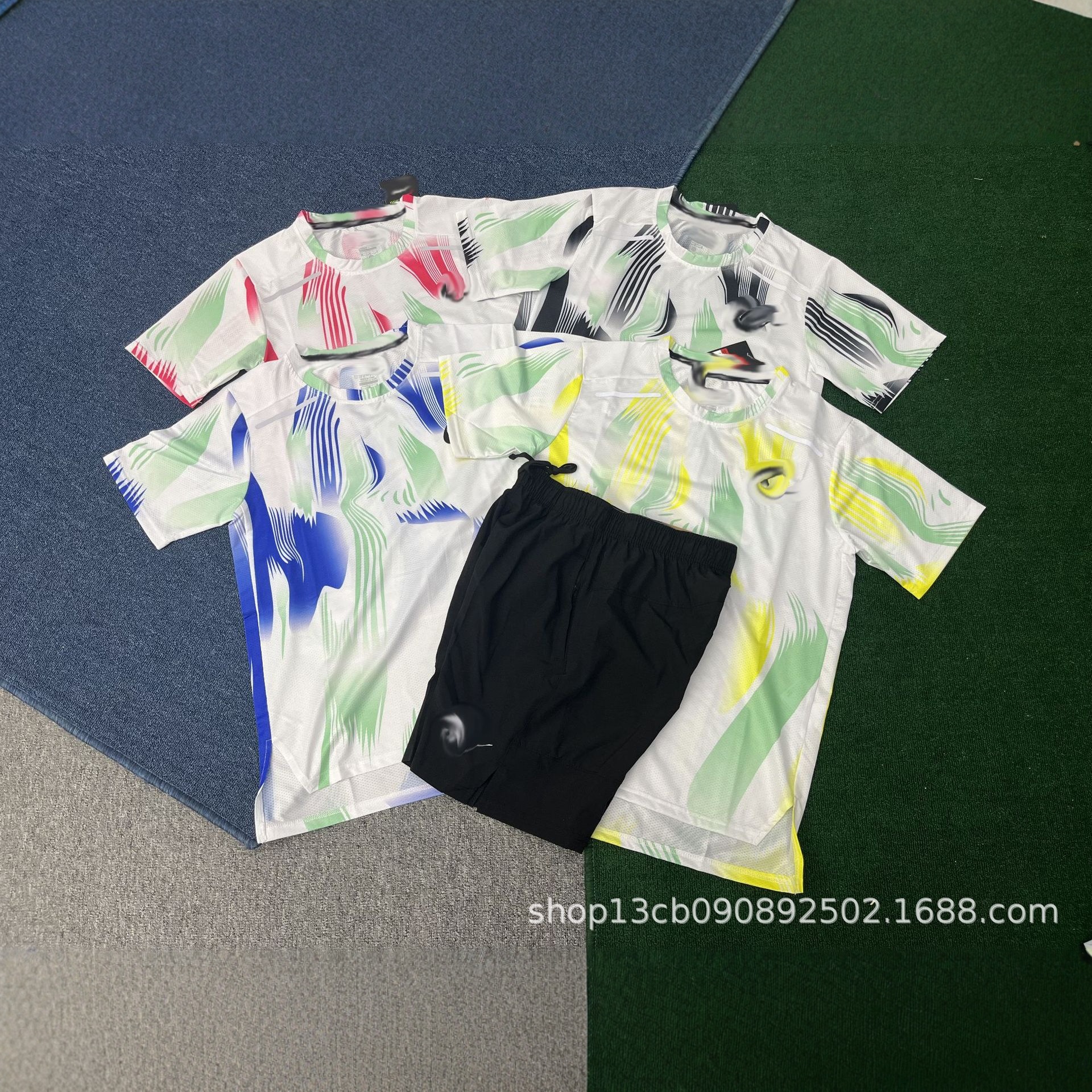 Sports Quick-Drying Short-Sleeved Shorts Suit Fabric Is Breathable, Sweat-Wicking, Quick-Drying, Skin-Friendly, Durable, Elastic and Free to Move