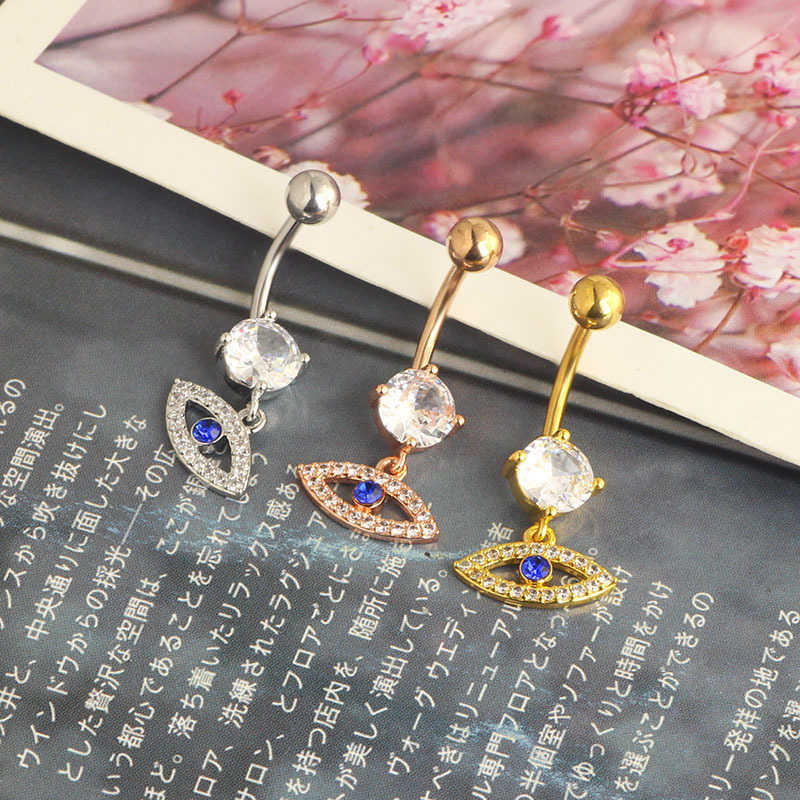 Labret piercing jewelry detail image