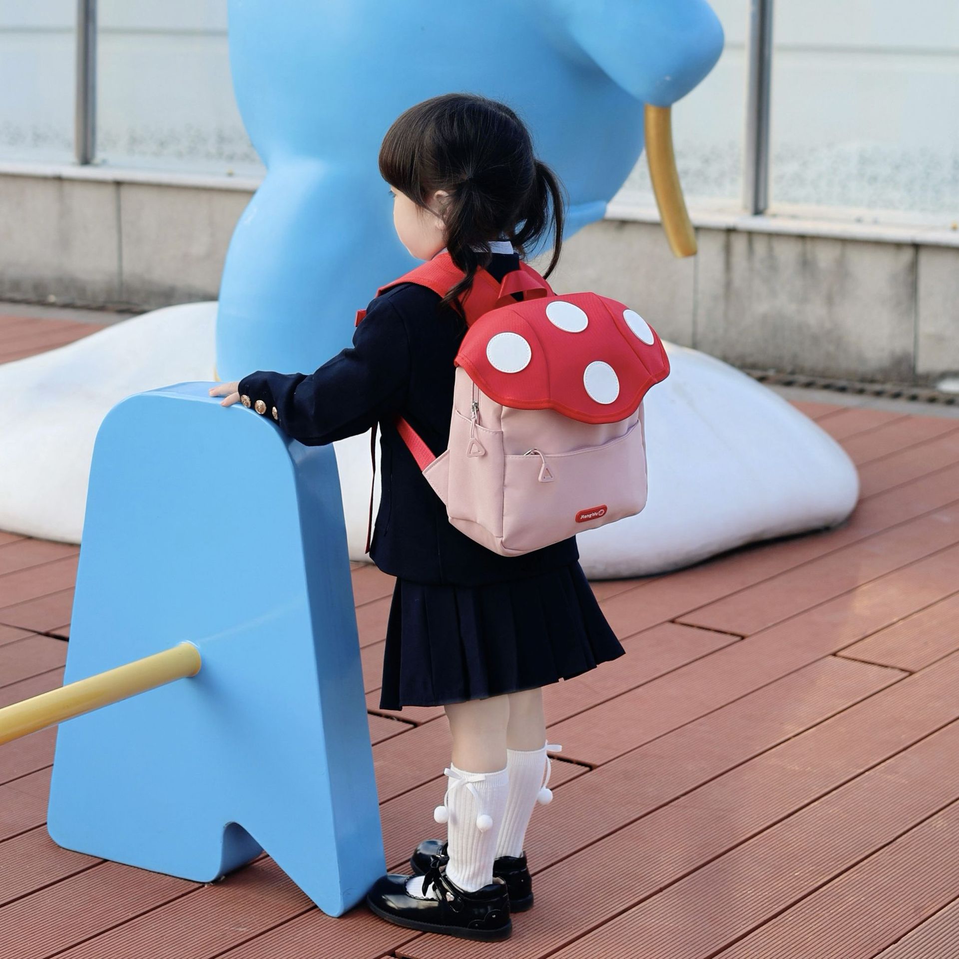 Caricatura encantadora pequeña casa de hongos mochila jardín de infantes mochila para niños al aire libre personalidad mochila