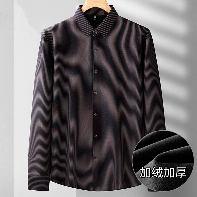 Толстяк 2024 толстый плюс размер в полоску теплая рубашка для мужчин зимой нижняя рубашка среднего возраста повседневная бархатная утолщение