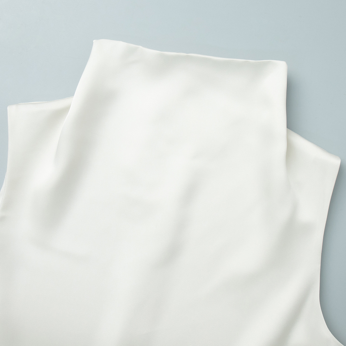 Ärmelloses Satin-top Mit Rollkragen Und Spitzenbesatz Für Damen_voghion.com