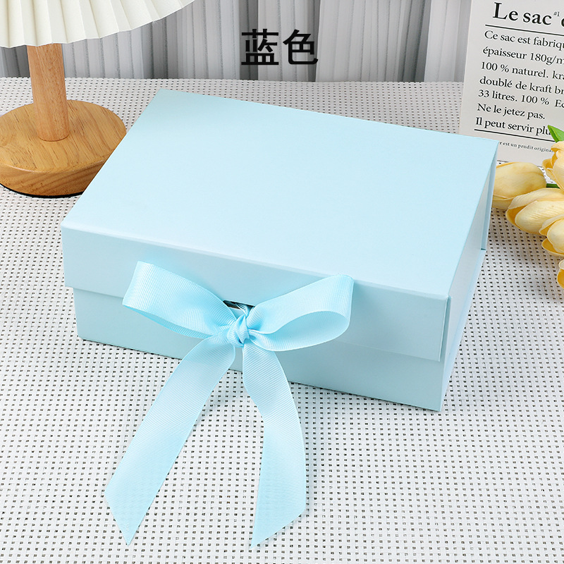 Caja plegable en stock al por mayor cajas de regalo de cumpleaños de viento caja de absorción caja de regalo plegable transfronteriza una pieza