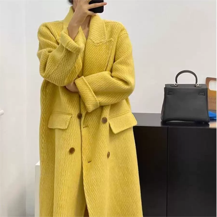Пальто из фуксийного бархата Alpaca RIXIN — двусторонняя кашемировая шерсть, свободный силуэт