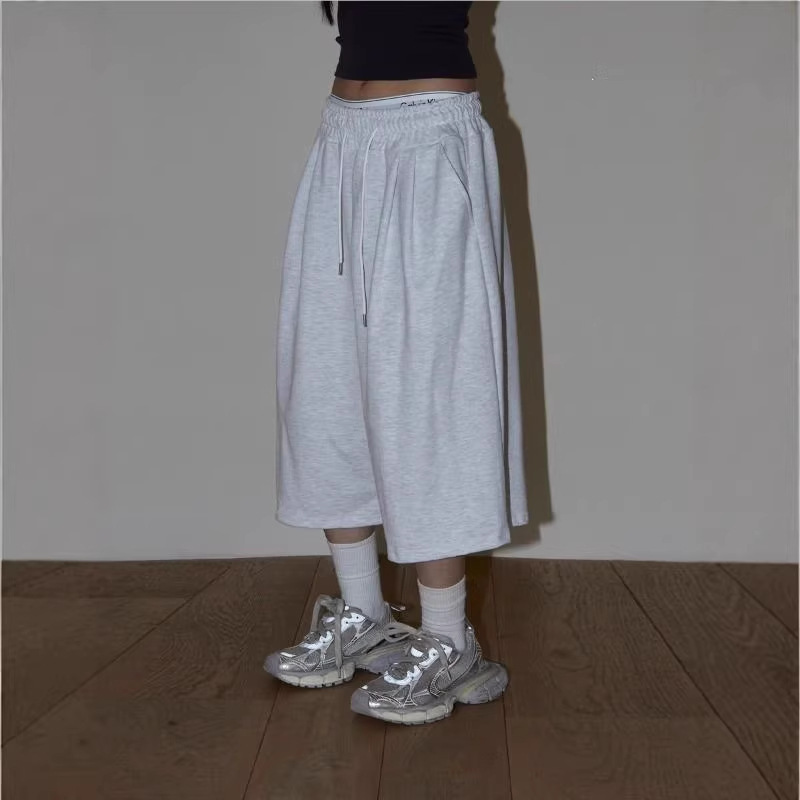Summer American-Style Street Fashion Gray Elastic Waist Wide-Leg Cropped Pants for Women, Relaxed and Comfortable Versatile Casual Pants