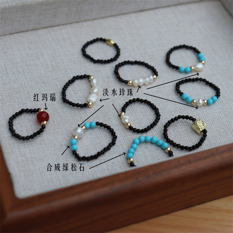 Design fashionable universal elastic agate turquoise ring with stone from pearl, simple and elegant design