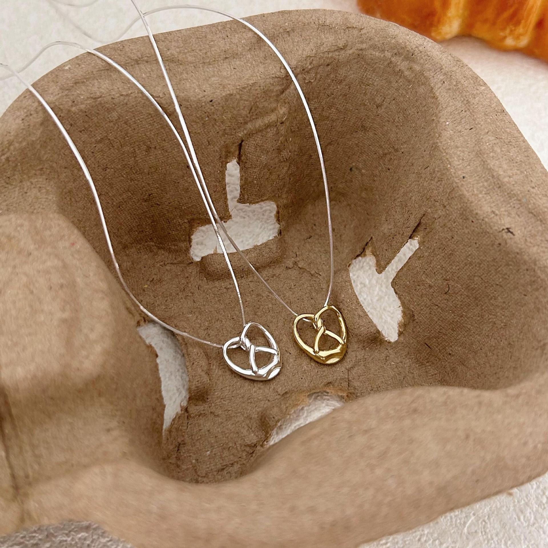 Women's Gender Plating Design 925 Sterling Silver Plating Heart Shape Pendant Necklace