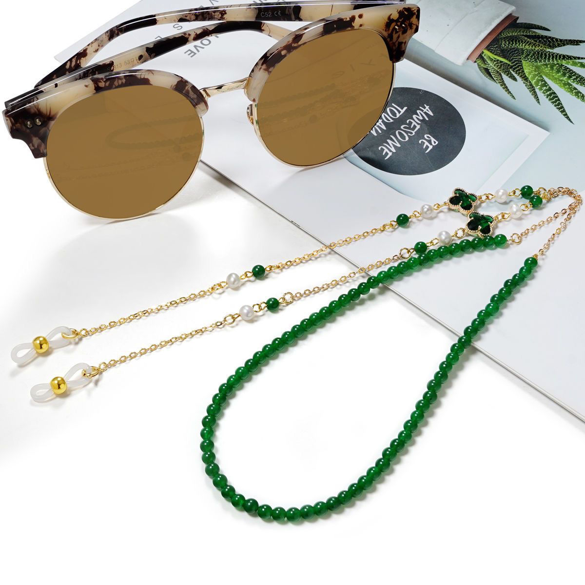 Perla natural cristal cuatro hojas gafas cadena gafas de sol cadena retrógrada mujer colgar gafas cuerdas Lolita medula