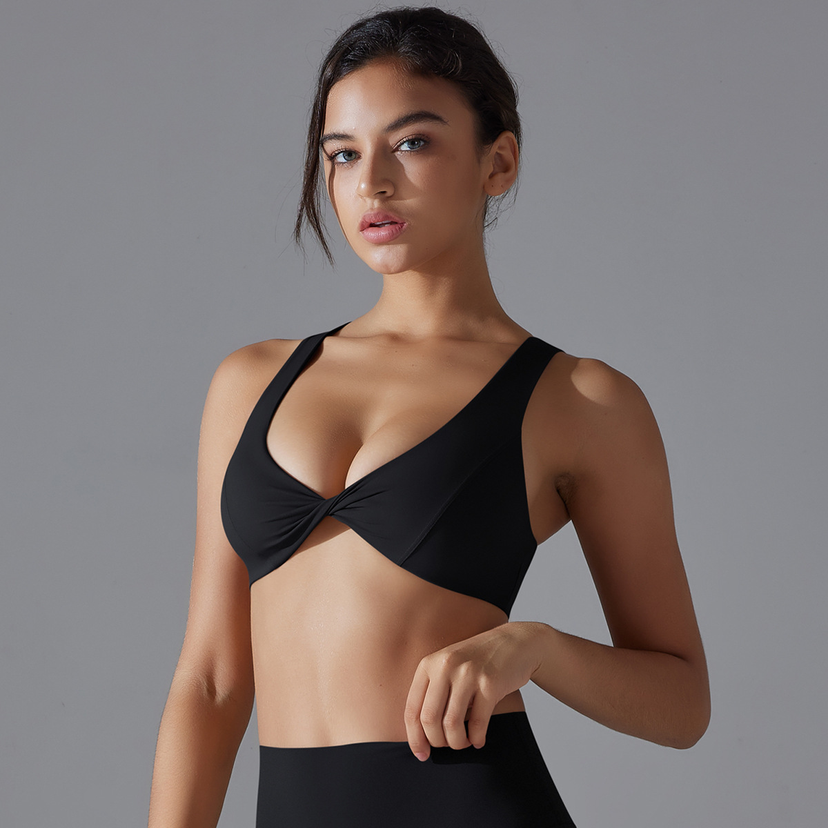 Nuevo color sólido de doble cara nylon sexy bajo pecho hermoso espalda ropa interior deportiva apretada alta elástica ropa de yoga sujetador de salud mujer