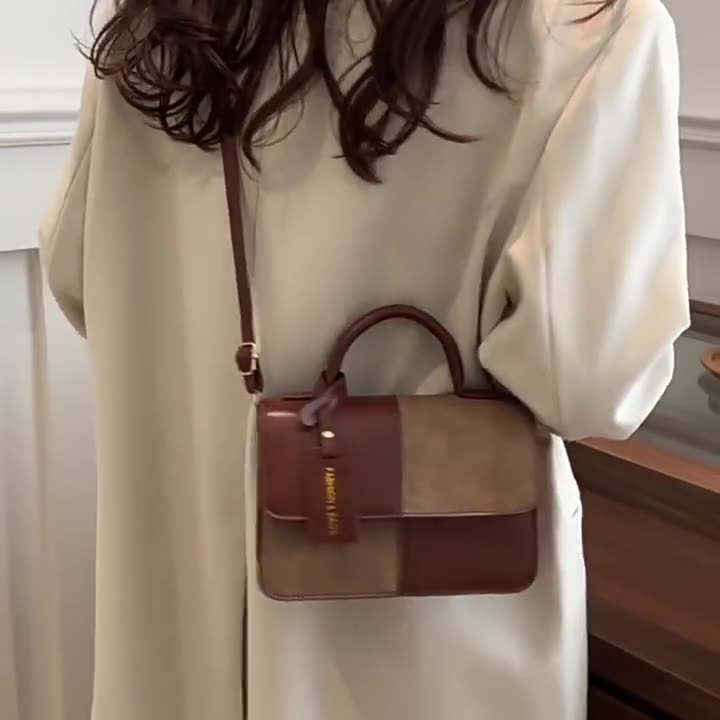 Cross-border manufacturer wholesale of women's new fashion commuter small square handbags, high aesthetic value shoulder bags and crossbody bags
