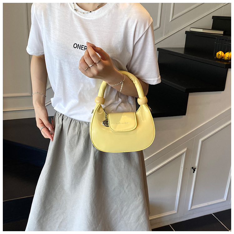 Elegant Crescent Shoulder Bag For Women Versatile Handheld Tote_voghion.com