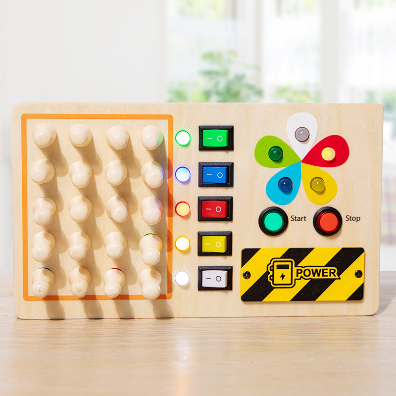 Espacio transfronterizo Control remoto Tablero ocupado Juego de ajedrez de memoria Interruptor de luz Fuente de alimentación Luz LED Botón Educación temprana Juguetes educativos de madera