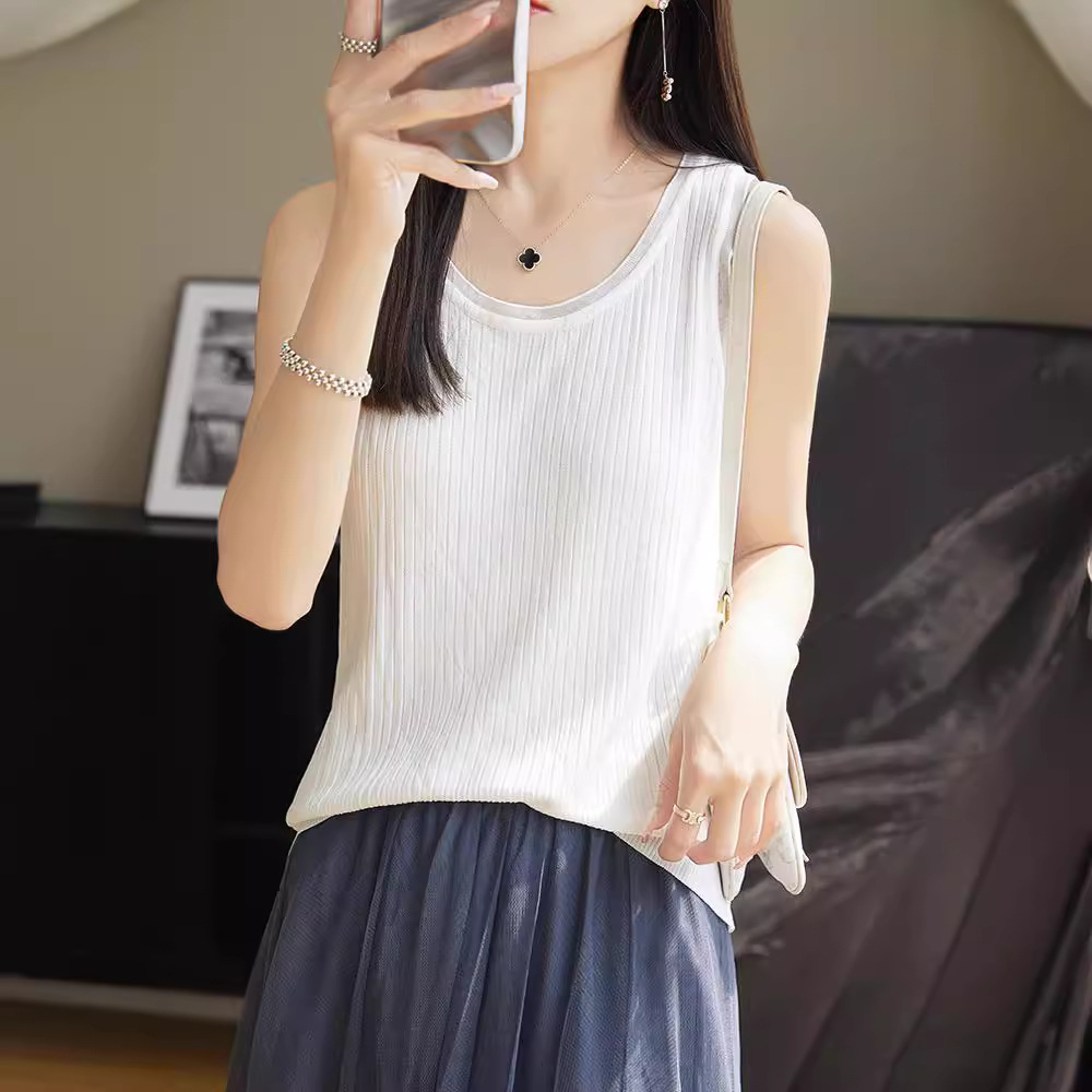 Knitted T-shirt