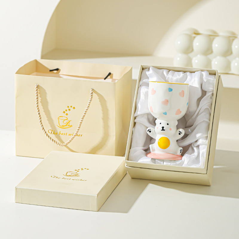 Dibujos animados lindo regalo de cumpleaños pintado a mano taza de helado bebida creativa taza de postre pastel taza de cerámica mesa de aromaterapia