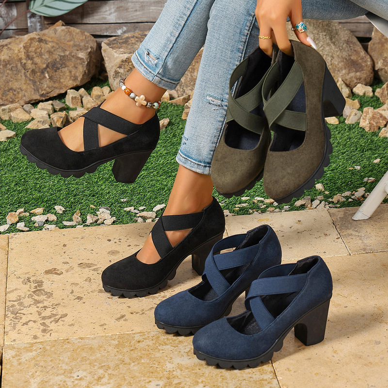 Large Size Retro Cross-Strap Chunky Heel Women's Shoes, Round-Toe Non-Slip Thick-Soled High Heels, European and American Casual Commuter Shoes Large Size Retro Cross-Strap Chunky Heel Women's Shoes, Round-Toe Non-Slip Thick-Soled High Heels, European and American Casual Commuter Shoes
