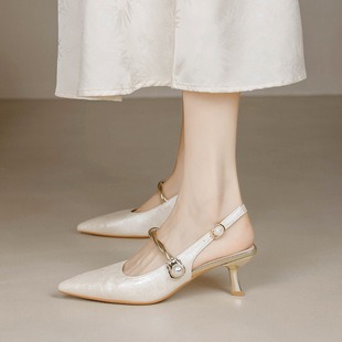 899 ����Ů2025�ļ��¿���^����ʽ���L�߸�ЬŮ��ʽ�ٴ��՛�Ь