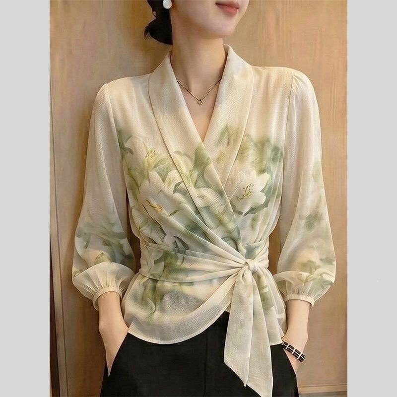 French-style chic and beautiful top for women, summer 2026 new trendy blouse, stylish streetwear shirt French-style chic and beautiful top for women, summer 2026 new trendy blouse, stylish streetwear shirt