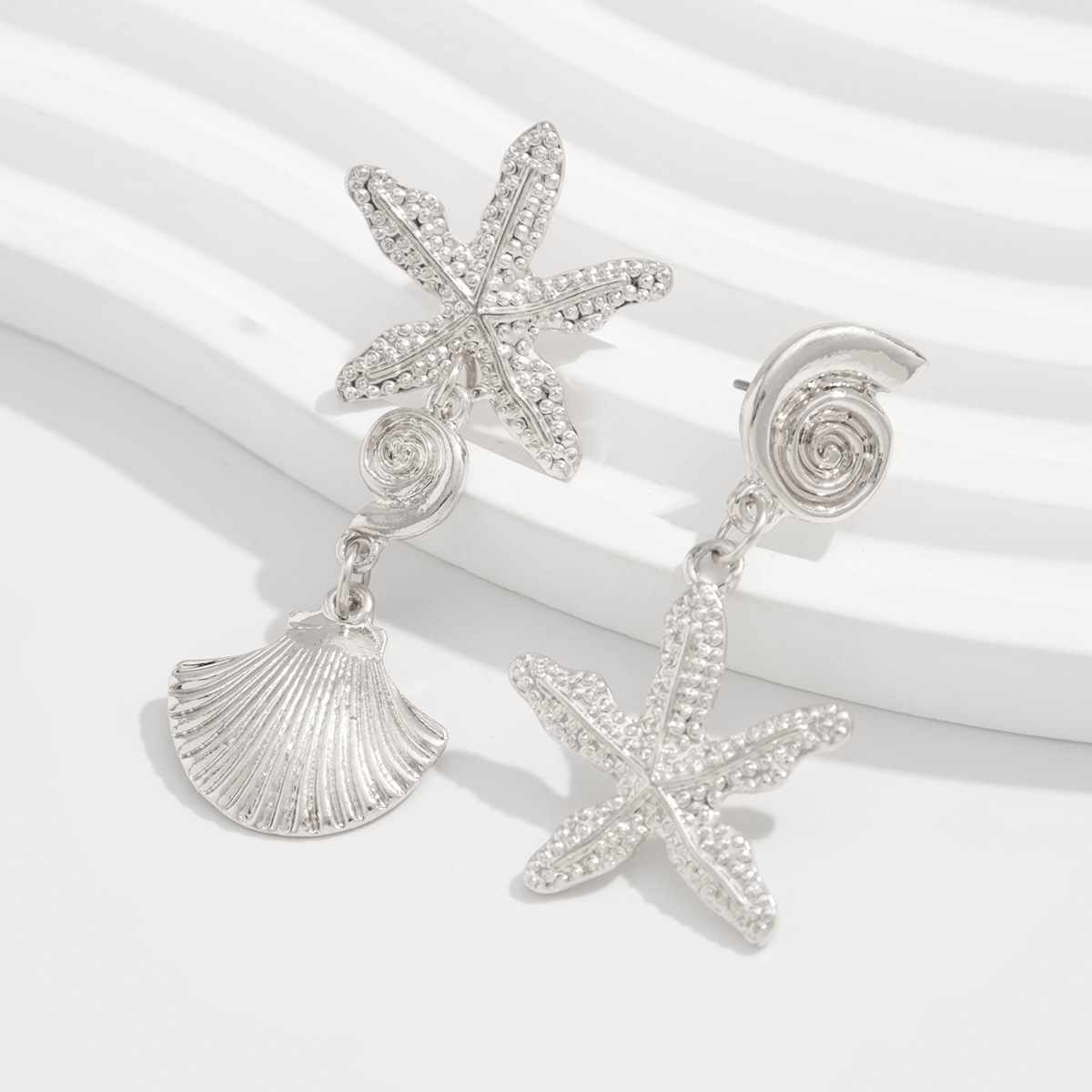 European and American Cross-Border Jewelry Beach Vacation Style Starfish Scallop Pendant Earrings Design Ins Metal Flower Ear Clip undefined