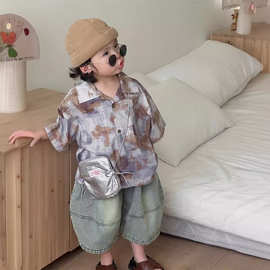 港风少年蒙田男童短袖衬衫2025夏季新款韩版数码满印短袖上衣批发