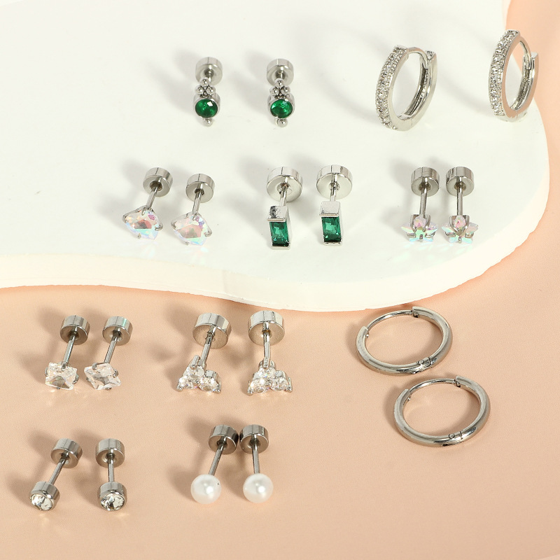 Labret piercing jewelry detail image