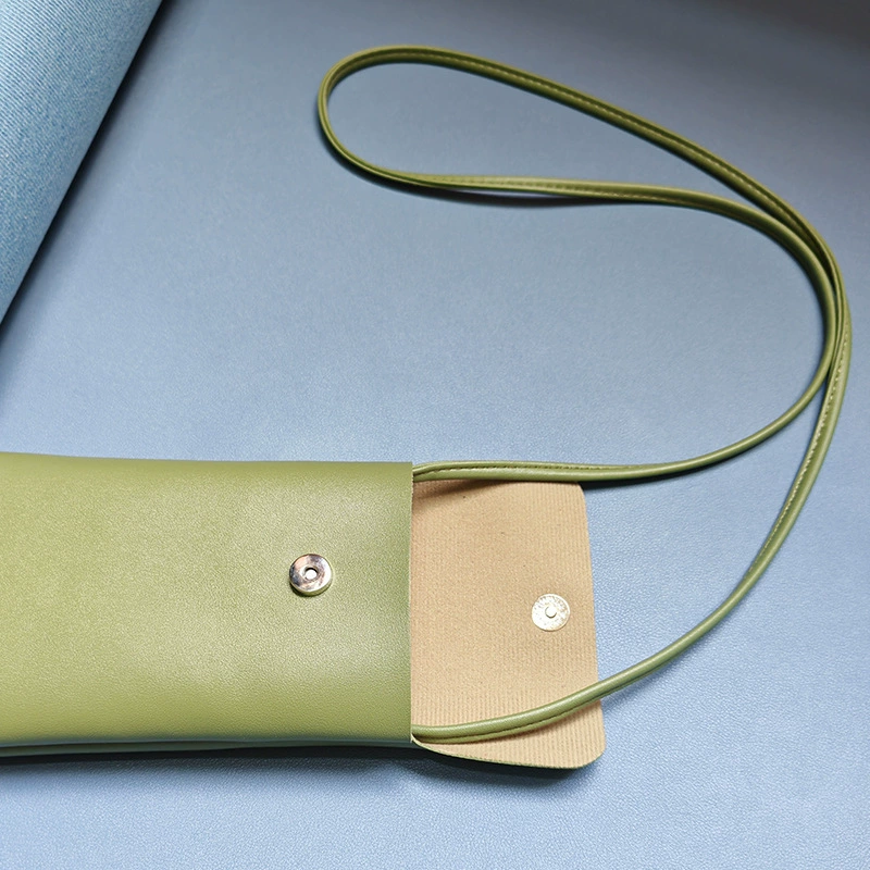 Fresh shoulder bag, one-shoulder bag, Korean style, western style, genuine leather