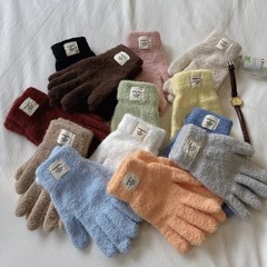 キャンデー色の学生の粒の綿毛のニットの手袋の冬の保温のぬいぐるみの柔らかいモチモチの百合の自転車の防寒の手袋の卸売り