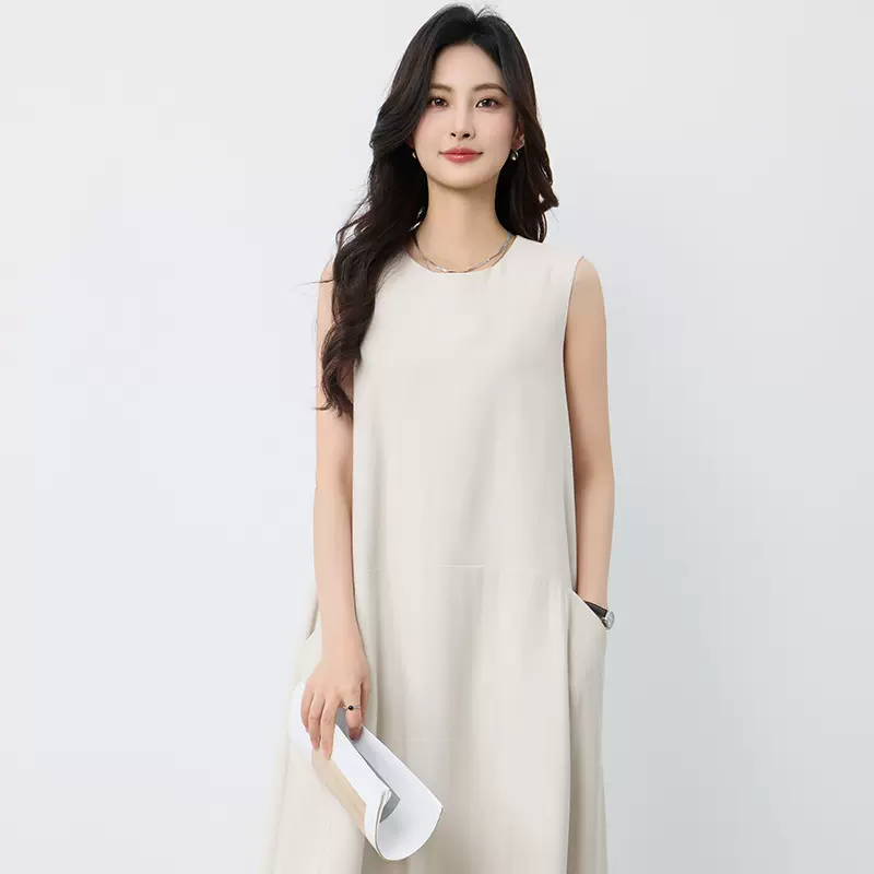 [本初]法式圆领无袖长裙女2025夏季新款设计感显瘦遮肉背心连衣裙