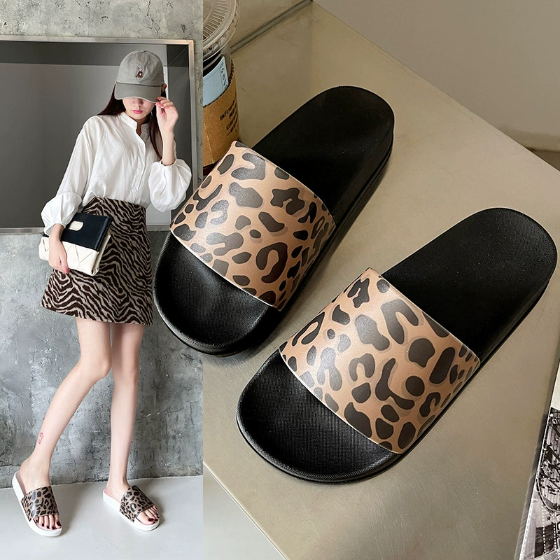 2023 новые европейские и американские домашние тапочки, женские летние Нескользящие домашние сандалии и Тапочки для ванной комнаты для пар оптом