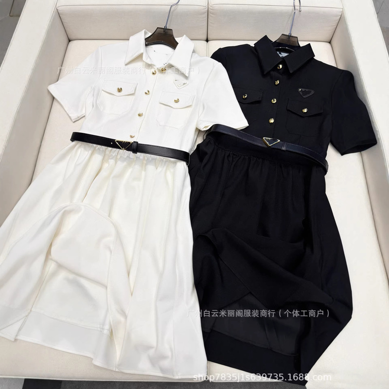 Shenzhen Nanyou High-End Old Money Style Shirt Dress with Turn-Down Collar, Triangle Logo, French Elegance, Workwear Style, Waist-Cinching Dress Shenzhen Nanyou High-End Old Money Style Shirt Dress with Turn-Down Collar, Triangle Logo, French Elegance, Workwear Style, Waist-Cinching Dress