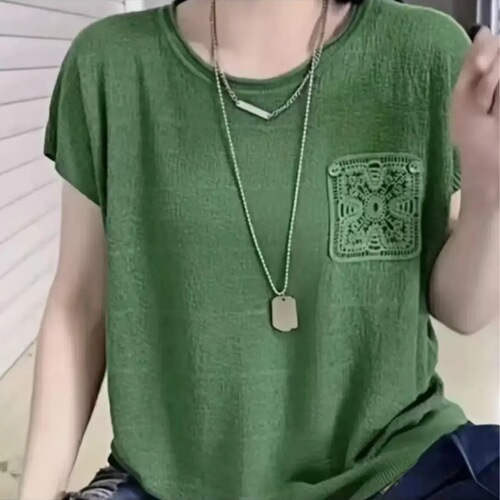 2025 lazy summer new style women's wear with decorative button pockets, short-sleeved, pure color loose round collar and foreign-style top