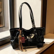 �羳���Q������u�͹Ŵ������������ŮС��ͨ�����ذ��r�Іμ��