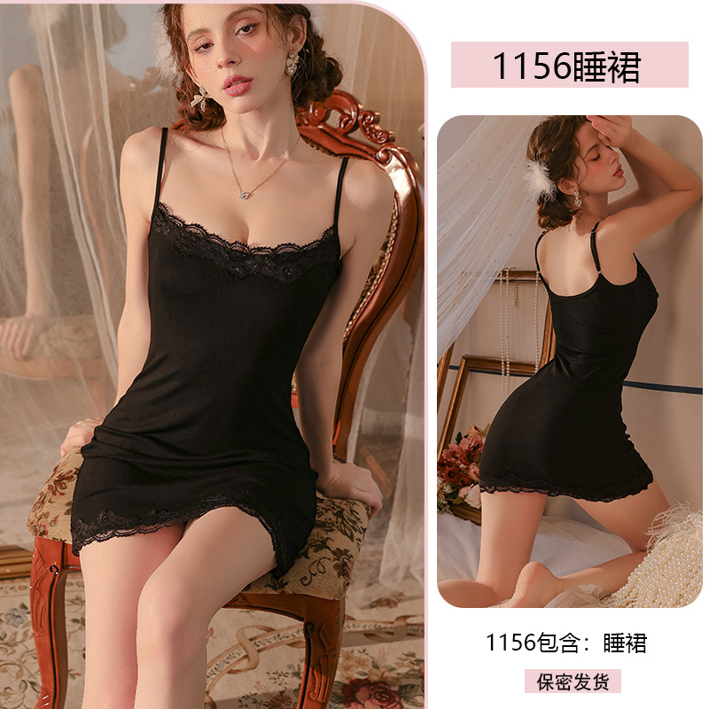 검은색