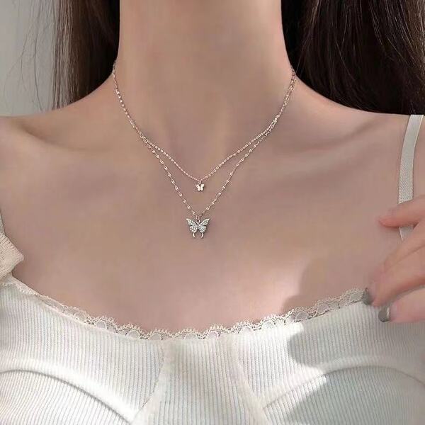 Brand necklace