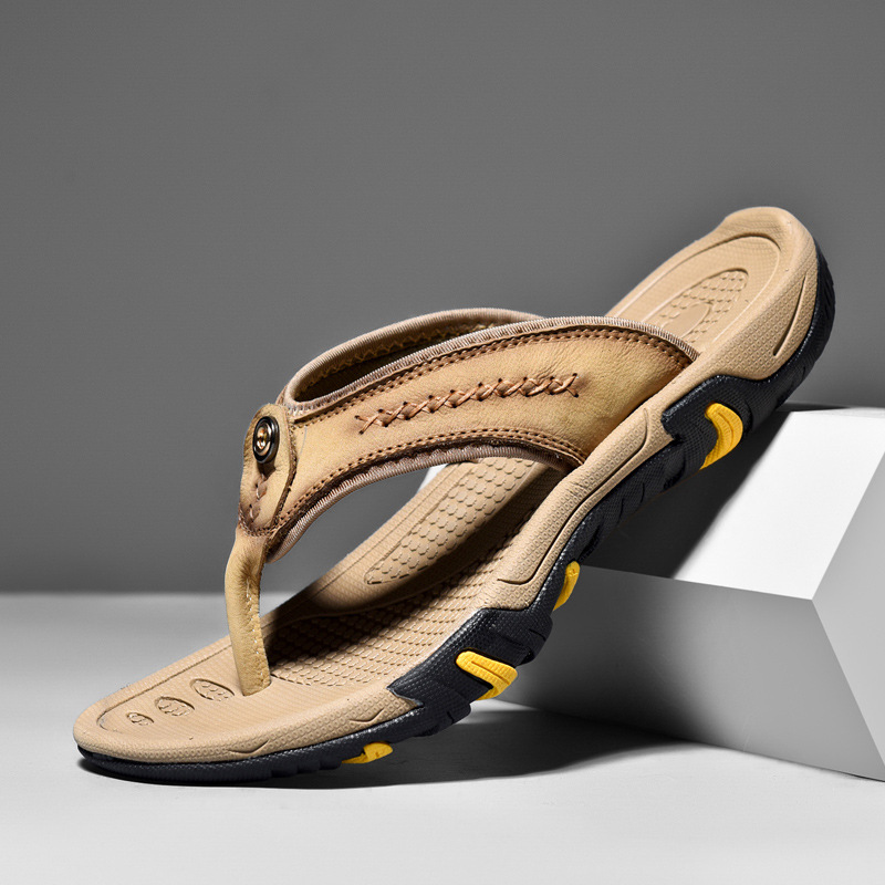 Foreign trade export leather flip-flops men's summer outdoor wear non-slip Vietnam beach outdoor wear slippers hole shoes