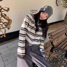 韩系短款条纹100羊毛开衫女早秋小个子宽松圆领毛衣外套外搭上衣