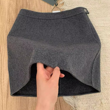复古百搭一片式灰色毛呢短裙女2024秋冬新款显瘦高腰A字半身裙子