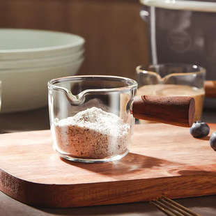 High Borosilicate Glass Wooden Handle Small Milk Cup Plus Milk Cup High-Looking Simple Mini Milk Jug Thickeneded Heat-Resistant Milk Jug
