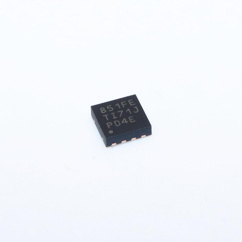 TLE94112ES TSDSO-24 자동차 컴퓨터 보드 취약한 IC 칩 원래 15 년 산업 경험