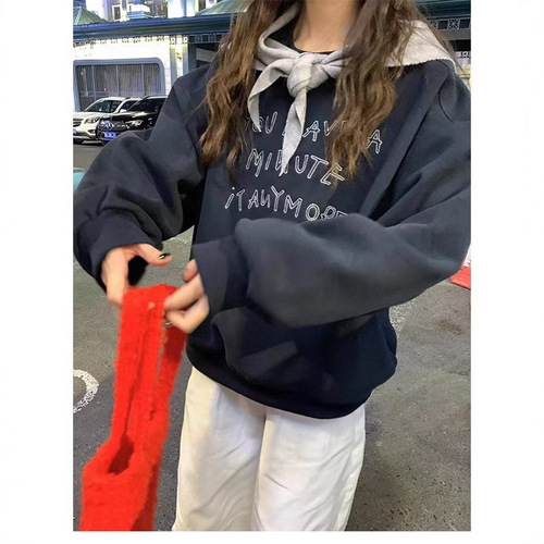 Women's Cozy Warm Crewneck Sweatshirt for Autumn/Winter, Loose and Comfortable, Relaxed Fit, Versatile Casual Hoodless Top