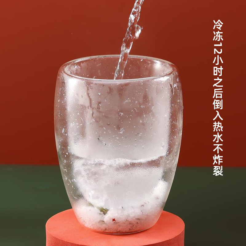 Taza de Navidad personalizada creativa de doble capa de vidrio resistente al calor taza de agua doméstica de alto valor de regalo de vacaciones taza de café de leche