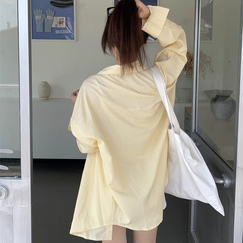 レトロ香港スタイルストライプシャツジャケット女性のための春と夏の長袖カジュアルドレープシャツデザイントップクロスボーダー卸売|undefined