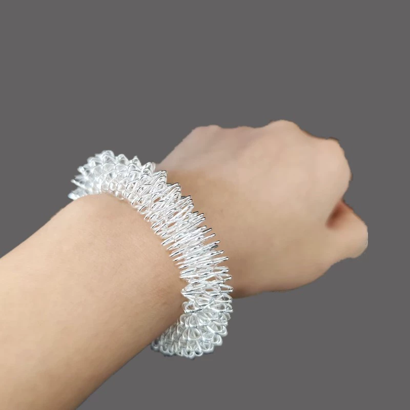 Иглоукалывание массаж браслет пружинный массаж браслет