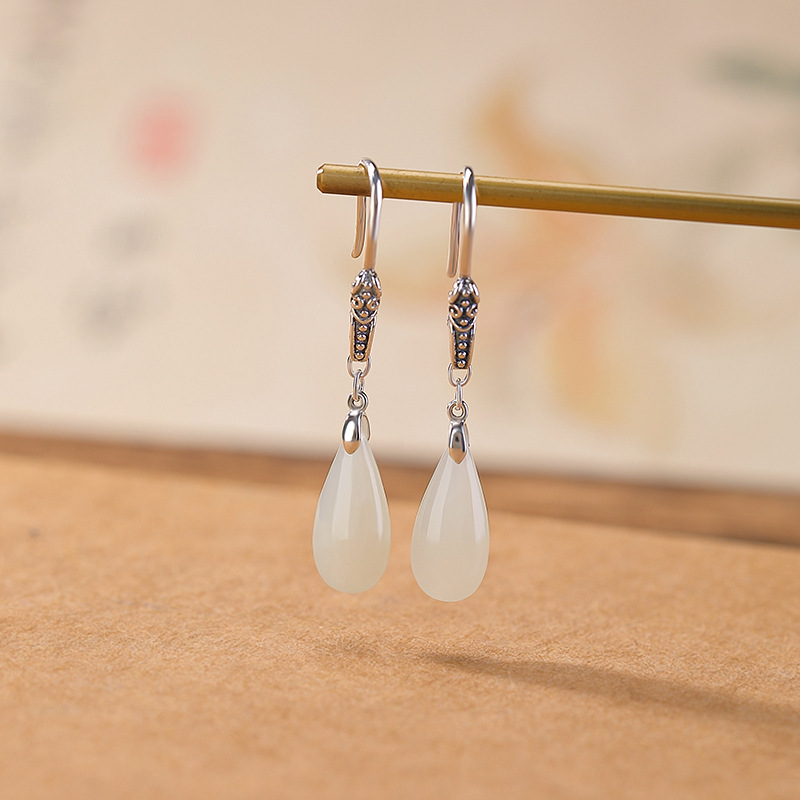 Khuyên tai móc nữ bạc S925 đính ngọc Hetian tự nhiên hình Ruyi — một cặp