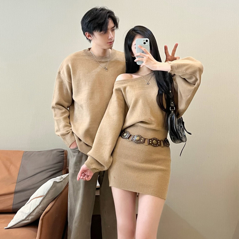 Demi-season couple clothing