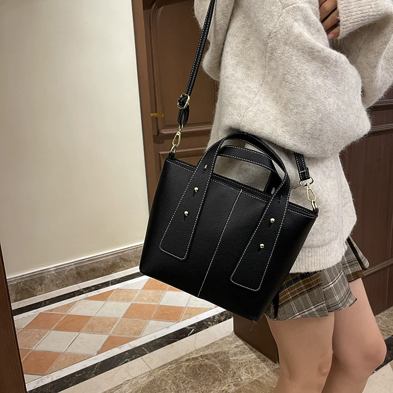 Нишевая сумочка женская ретро 2024 осень и зима модная дикая сумка через плечо сумка большой емкости Тотельная сумка